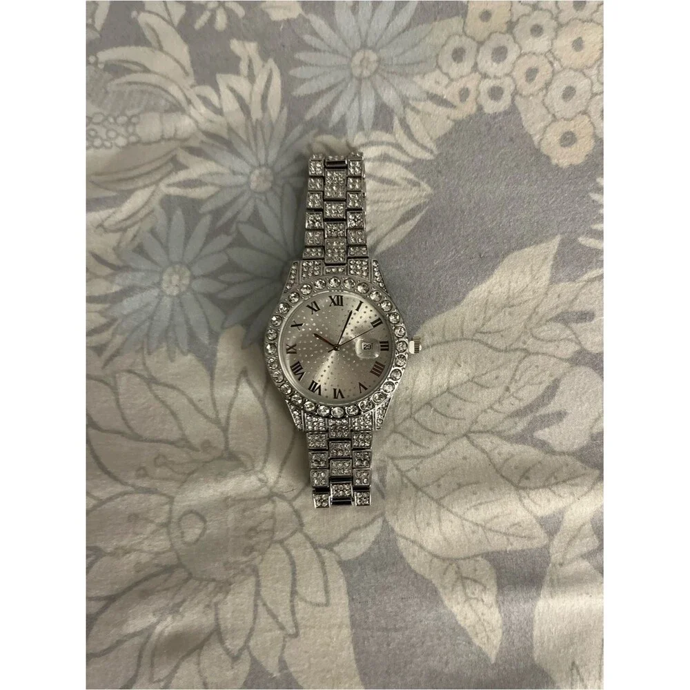 Moissanite unisex this